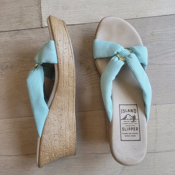 EUC Island Slipper US 9 Suede Footbed Gold Band Mint Stripe Wedges Made in Oahu - Picture 2 of 6